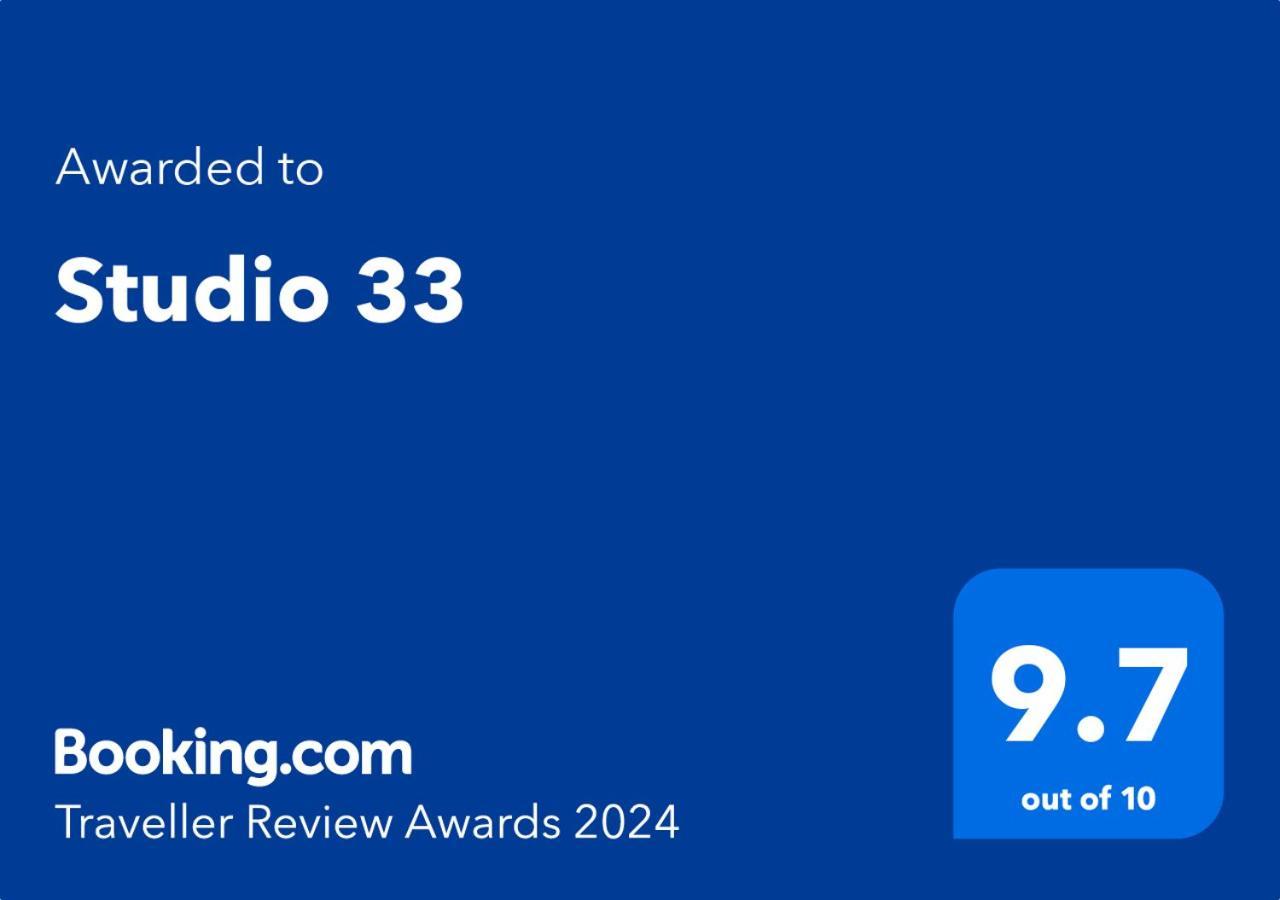 צ'יצ'סטר Studio 33 מראה חיצוני תמונה